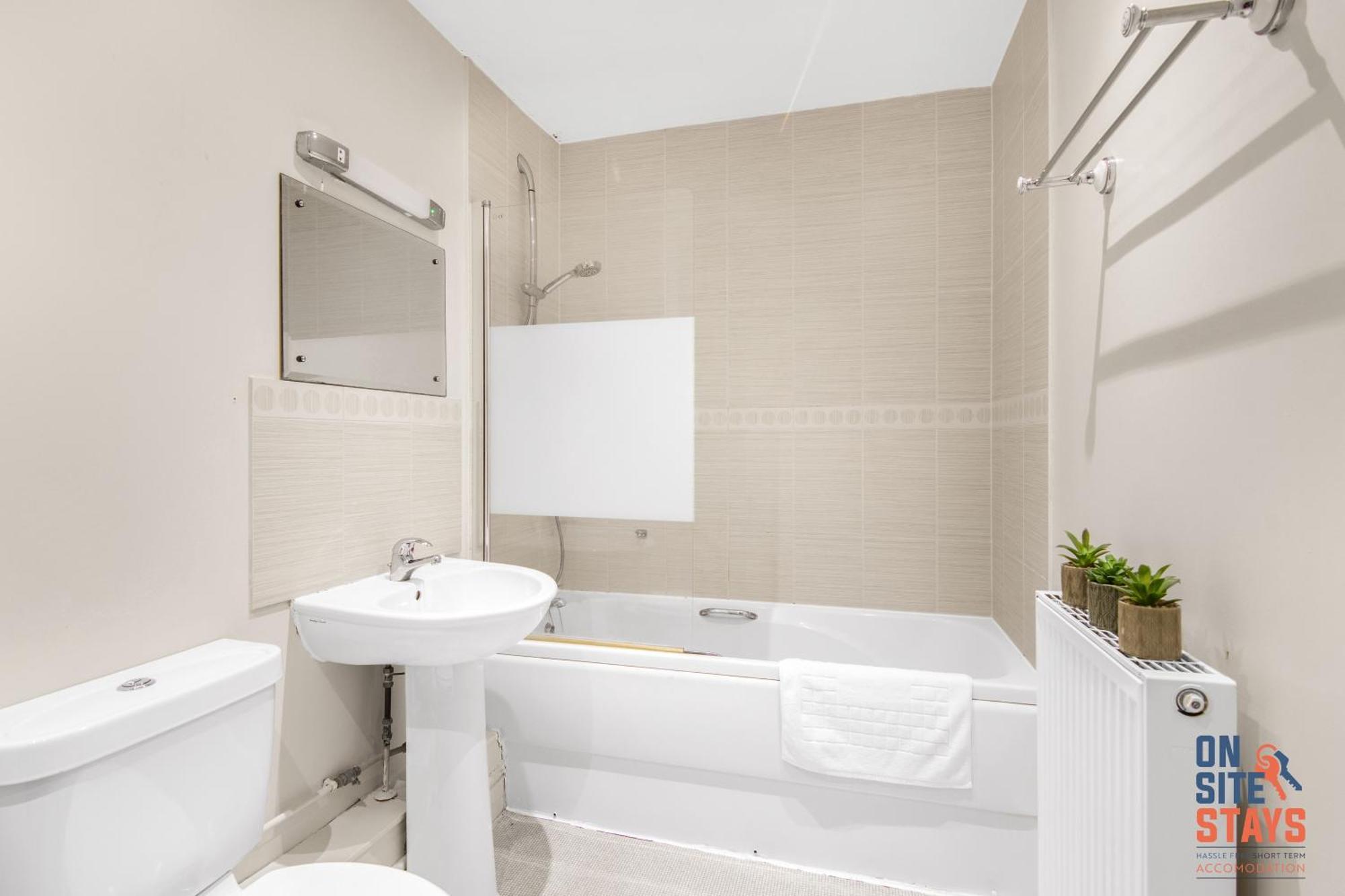 Onsitestays - Cosy 2-Bedroom Apartment With Free Parking, Wi-Fi & London Links Northfleet Luaran gambar